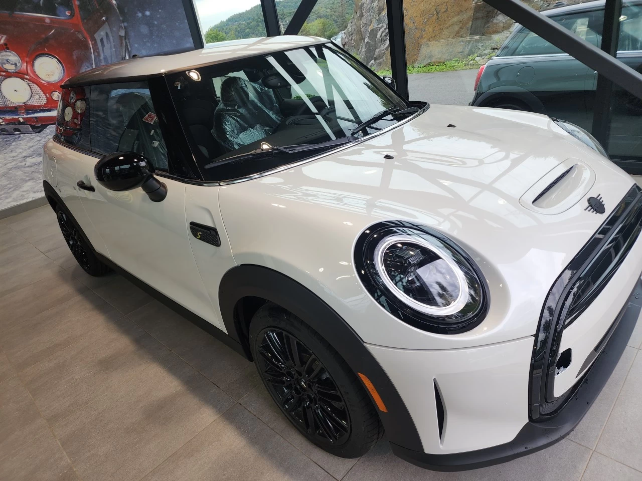 2024 MINI Cooper SE 3 Door Image principale