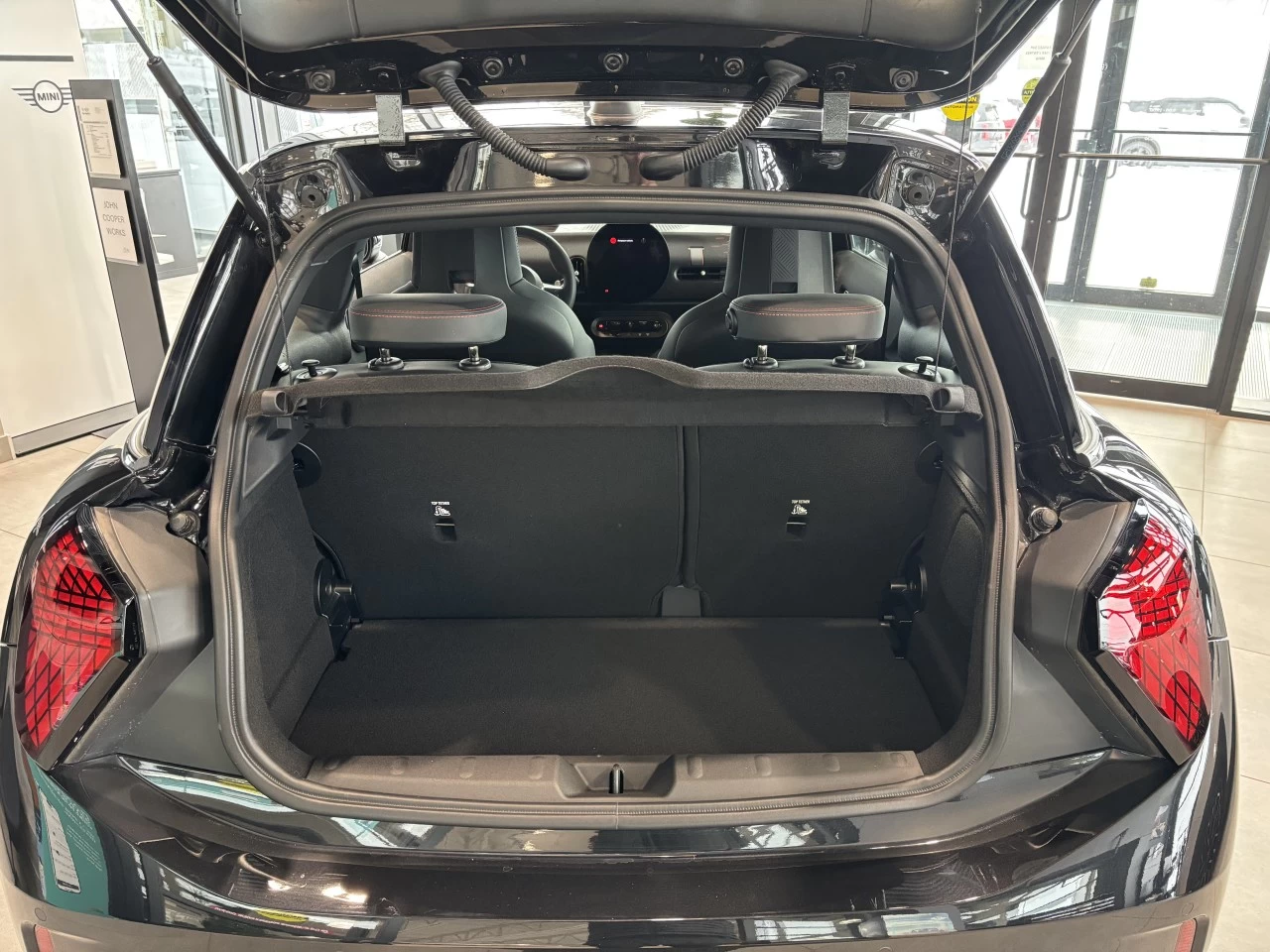 2025 MINI John Cooper Works 3 Door Image principale