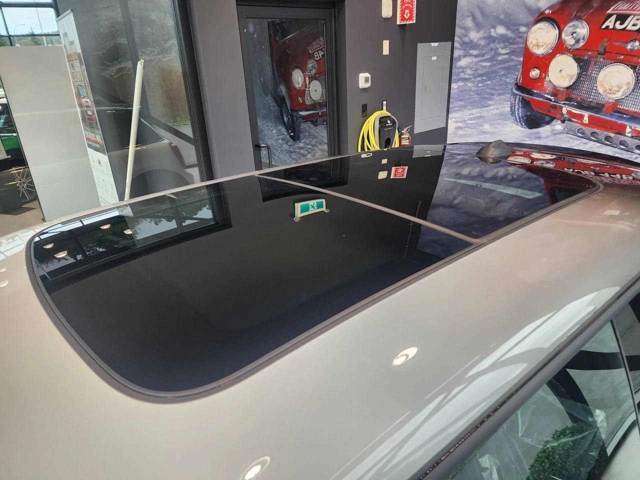 2024 MINI Cooper SE 3 Door Image principale