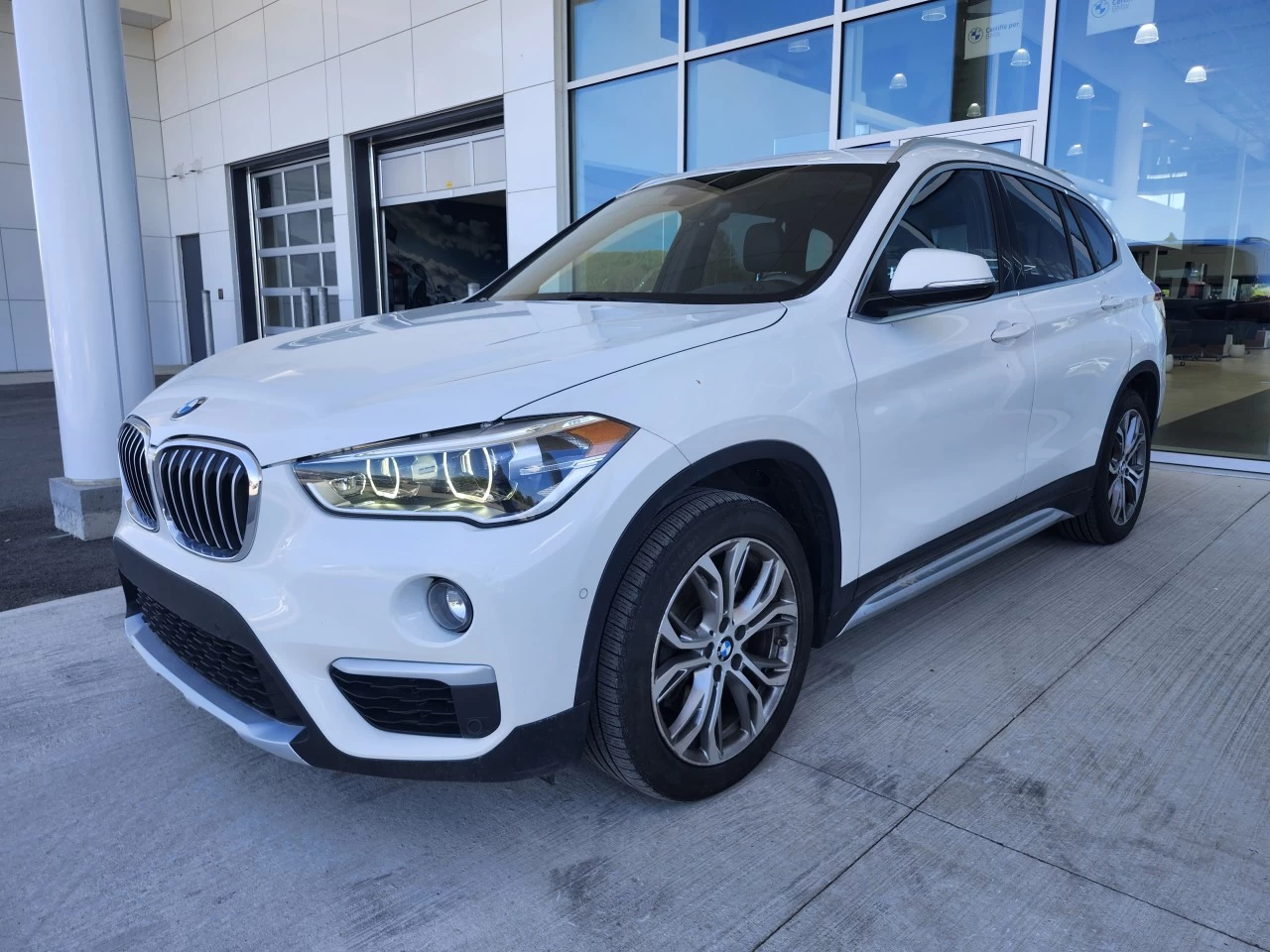 2019 BMW X1 xDrive28i https://www.bmwsteagathe.com/resize/b990ff35b810a3abc0cc817b2ca24889-1