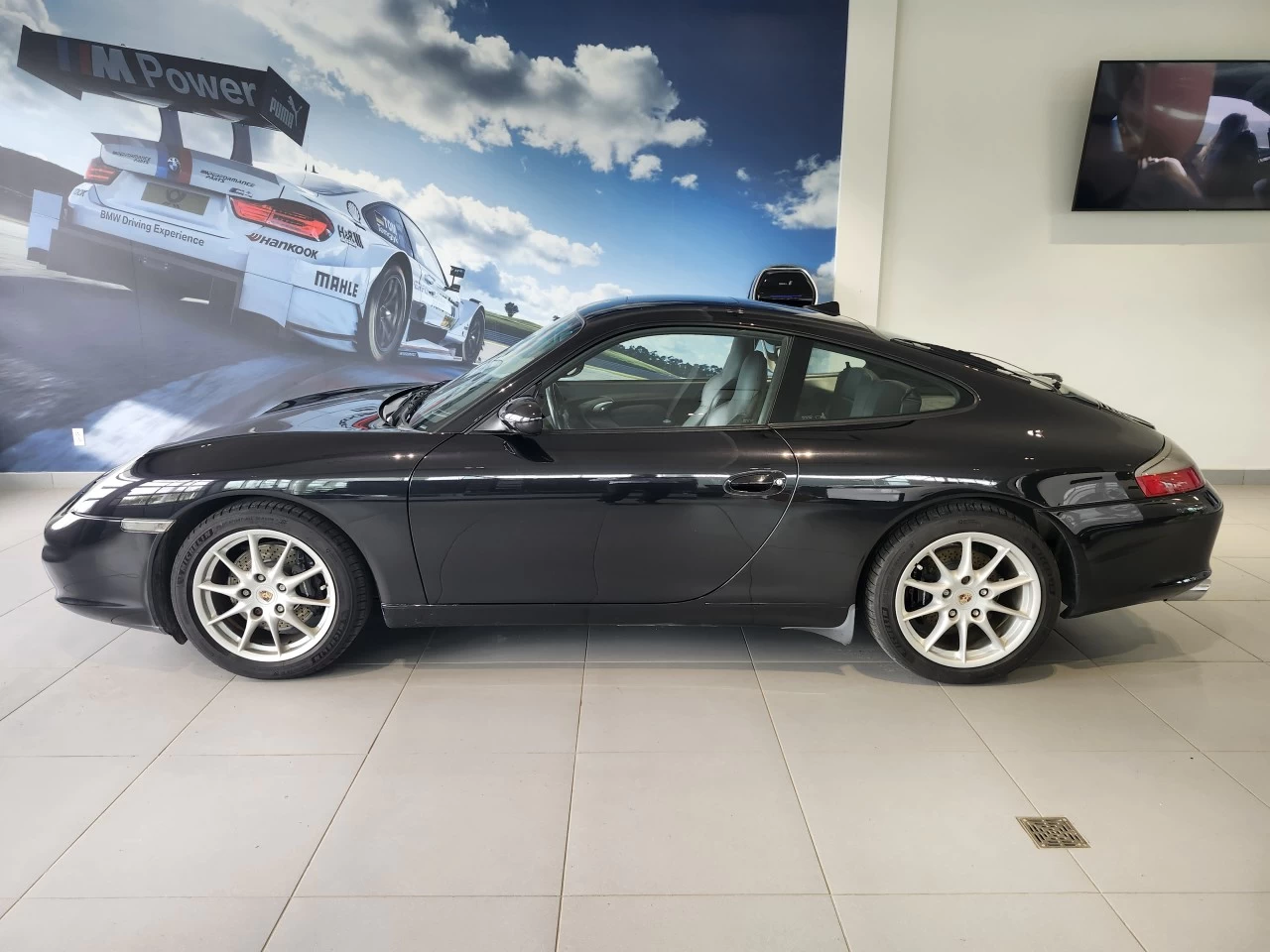 2004 Porsche 911 Carrera Image principale