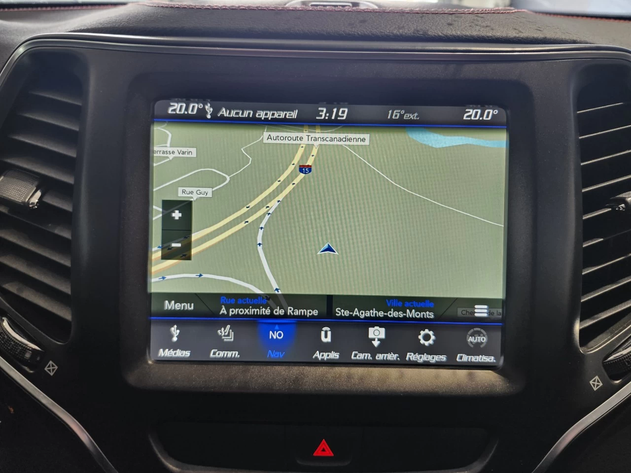 2019 Jeep Cherokee Trailhawk Main Image