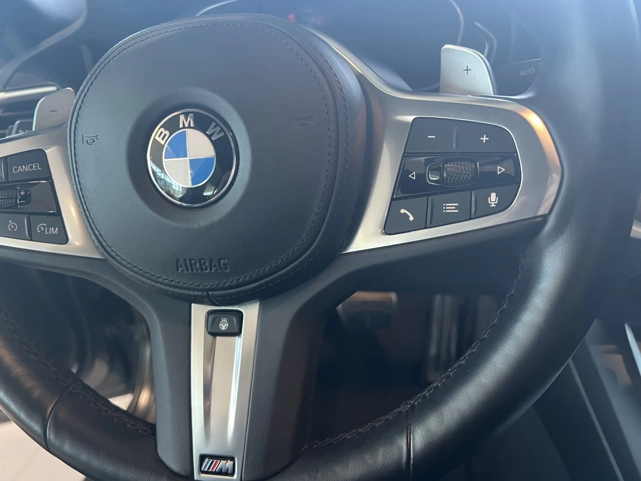 2021 BMW 330i xDrive 330i xDrive Image principale
