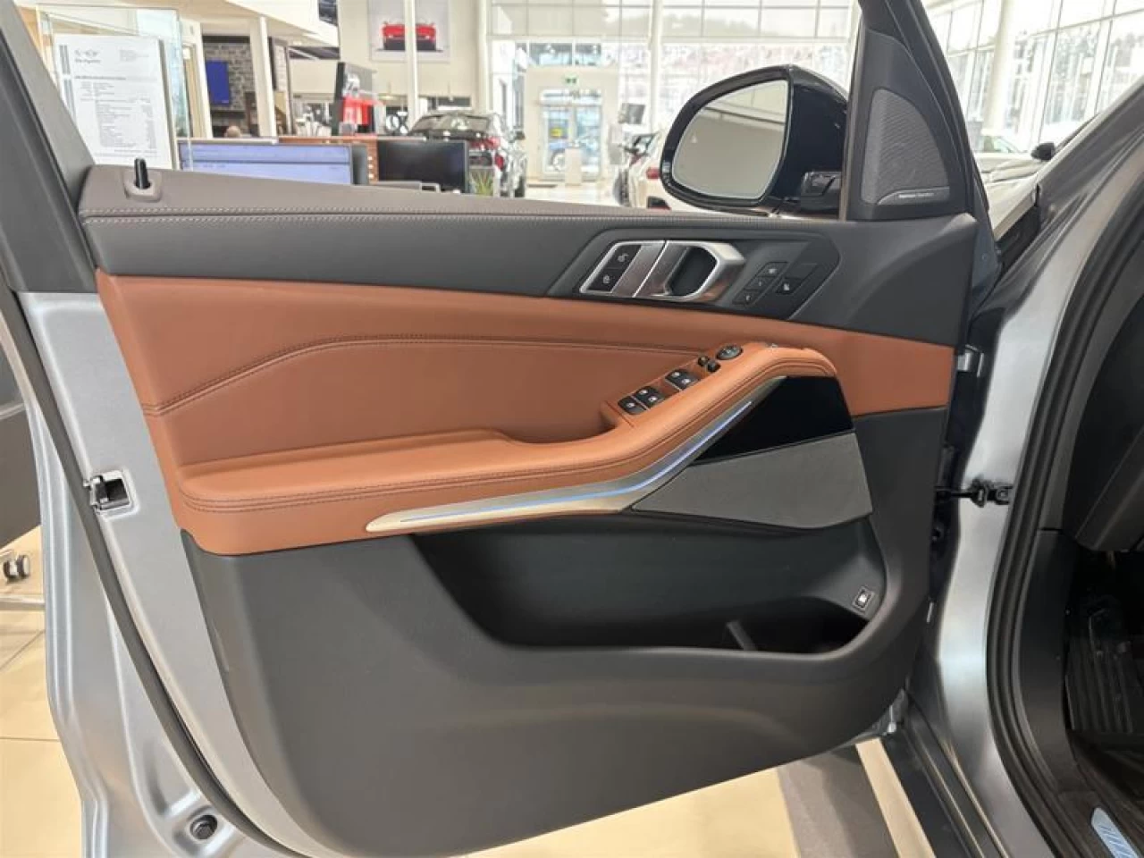 2026 BMW X5 xDrive50e M Sport Edition Image principale