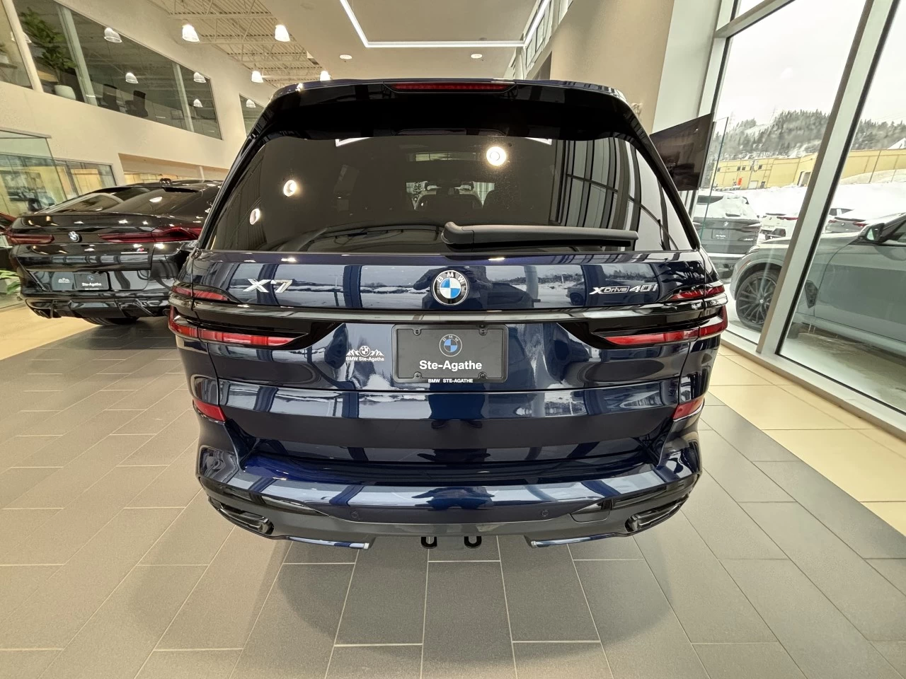 2026 BMW X7 xDrive40i Main Image