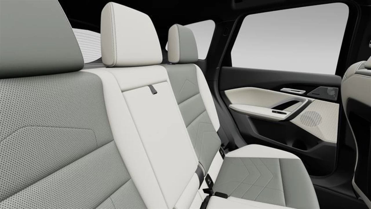 2026 BMW X1 xDrive28i Image principale