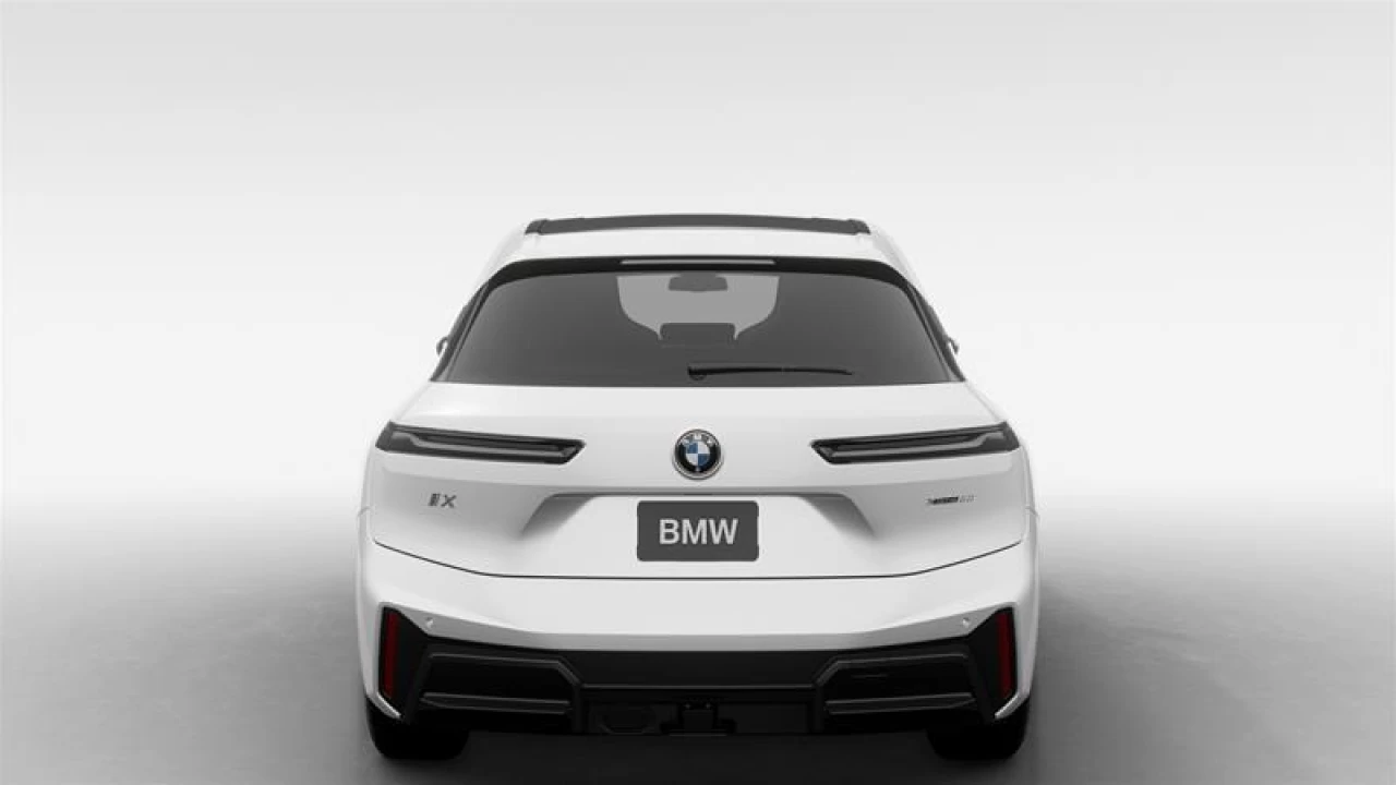 2026 BMW iX xDrive60 Main Image