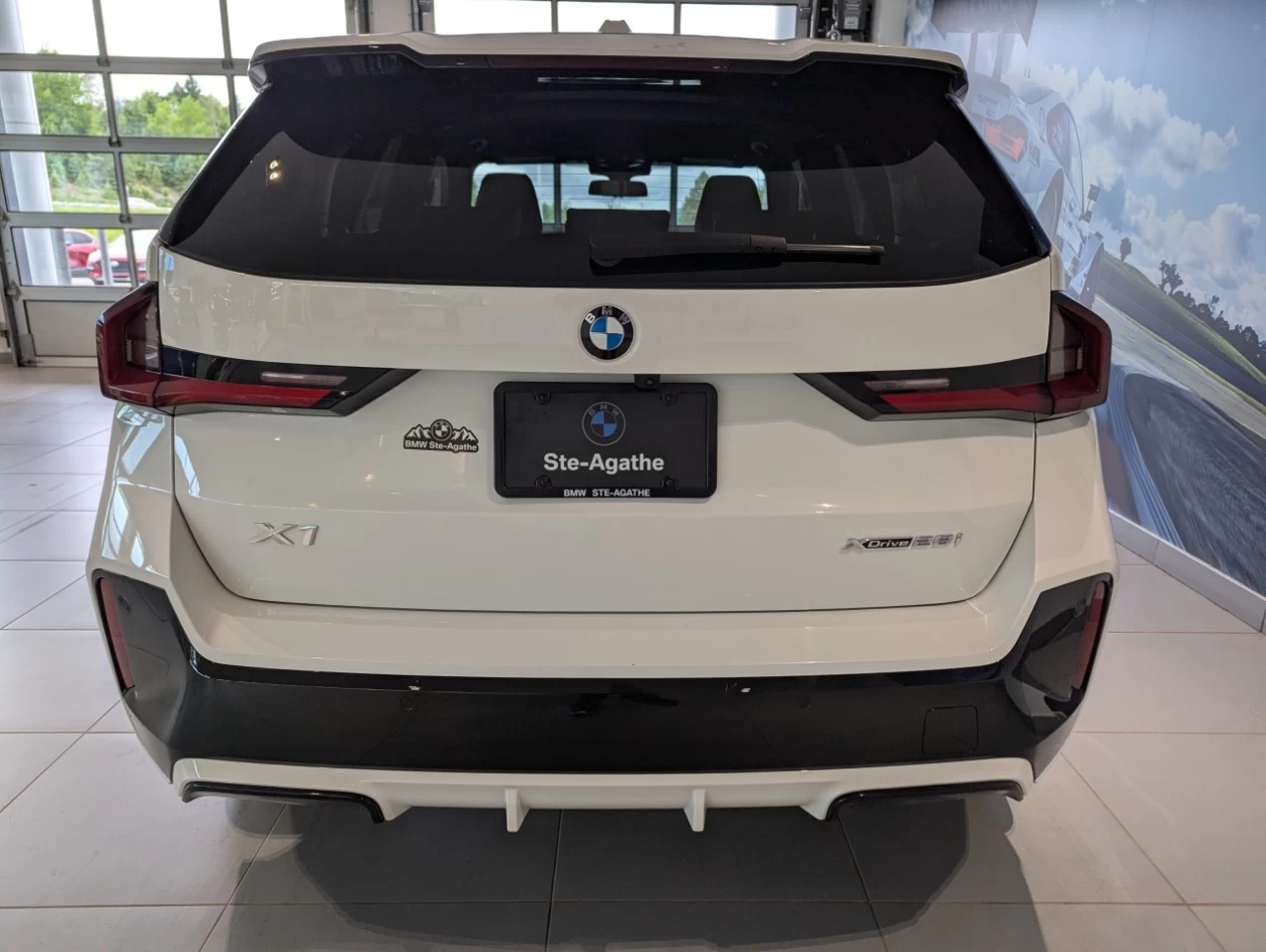 2023 BMW X1 xDrive28i Image principale