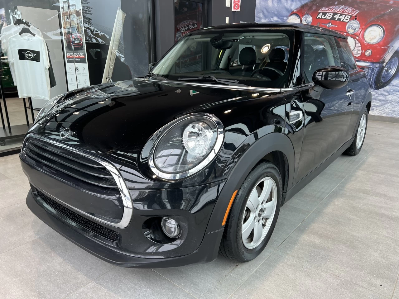 2020 Mini Cooper Cooper Main Image