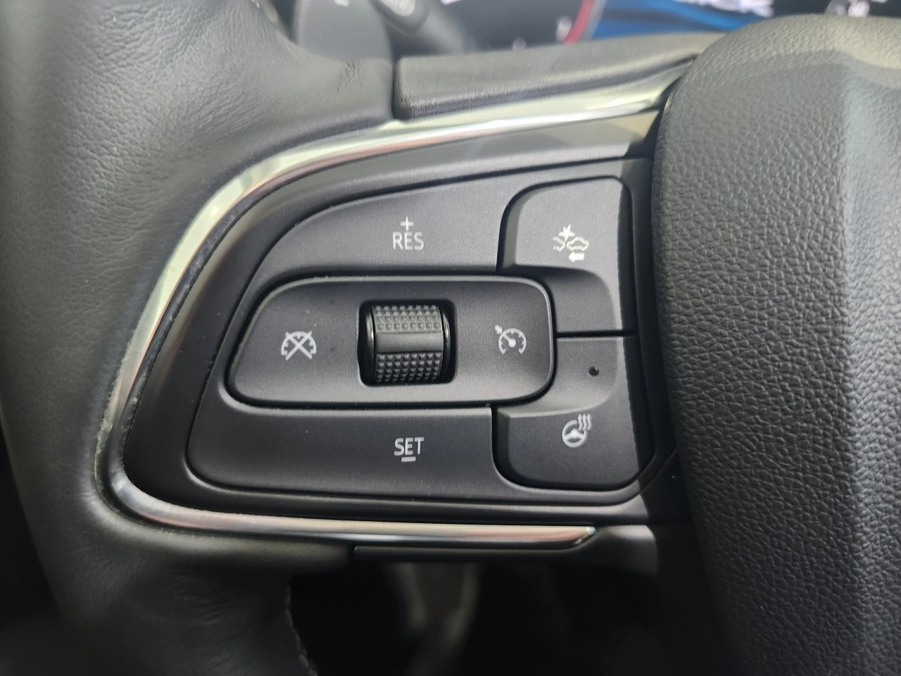 2023 Buick Envision Essence Image principale