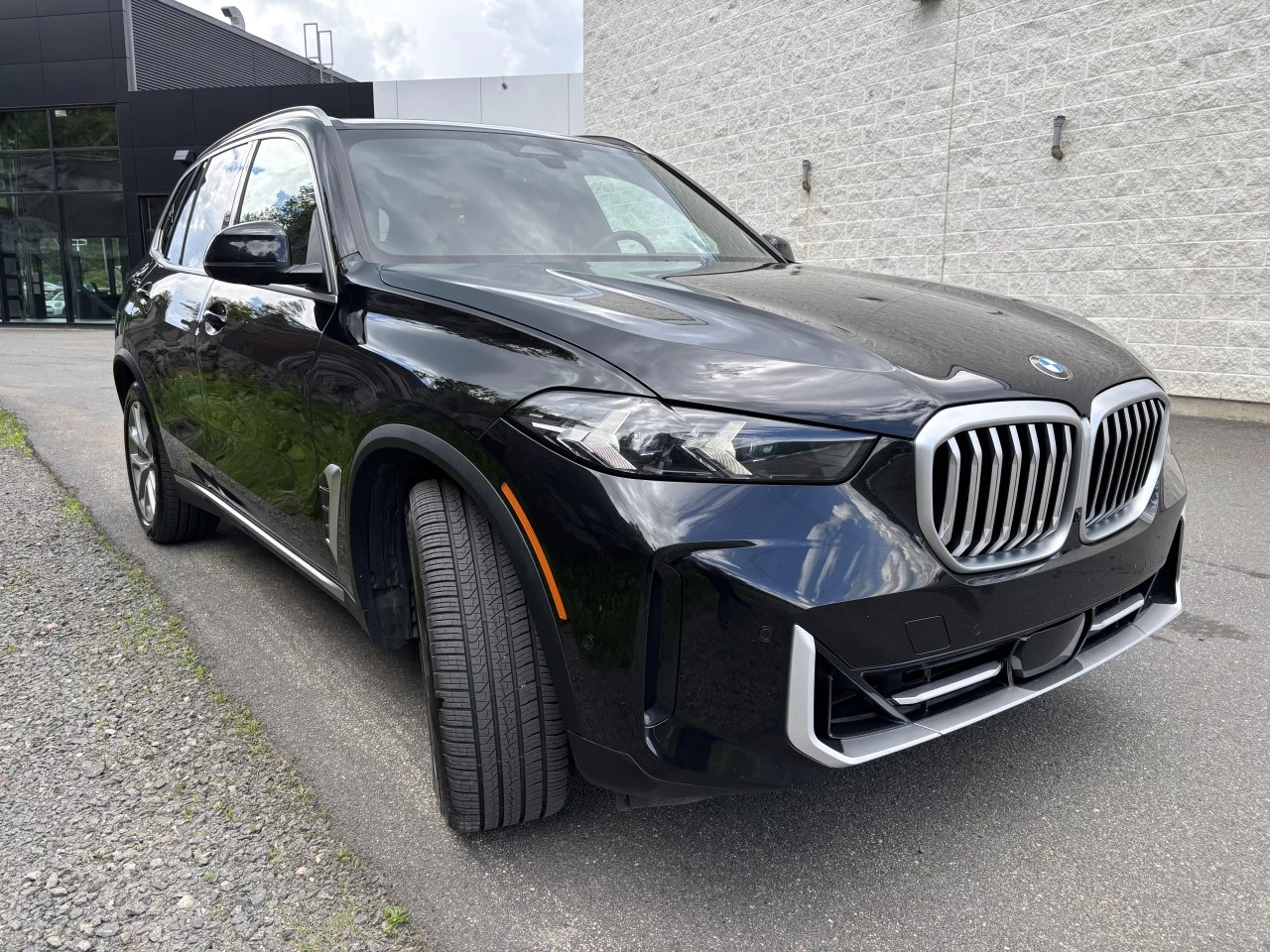 2024 BMW X5 xDrive40i Main Image