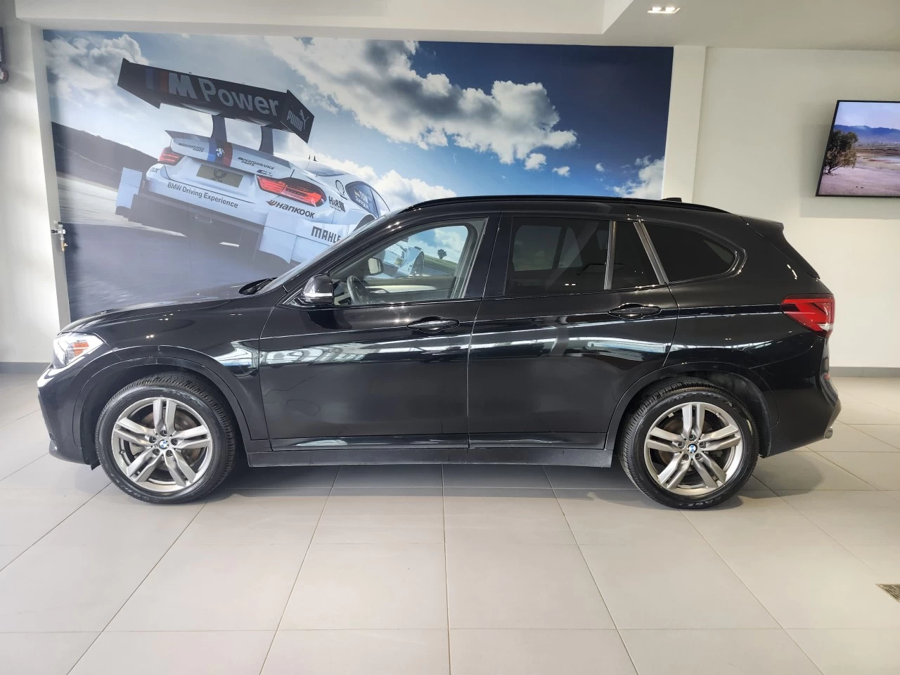 2021 BMW X1 xDrive28i Main Image