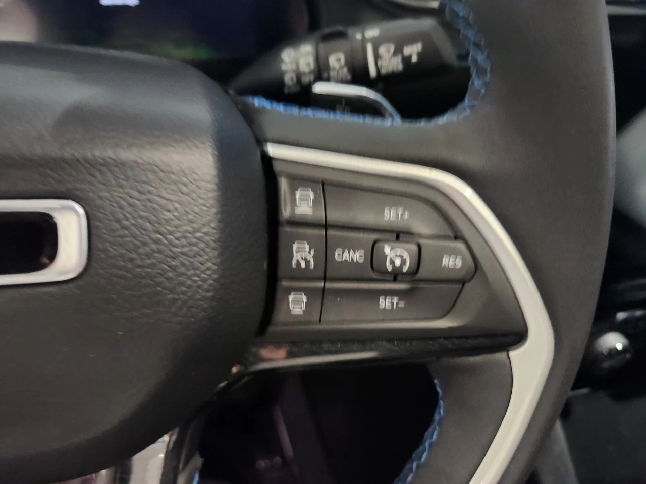 2022 Jeep Grand Cherokee Trailhawk Main Image