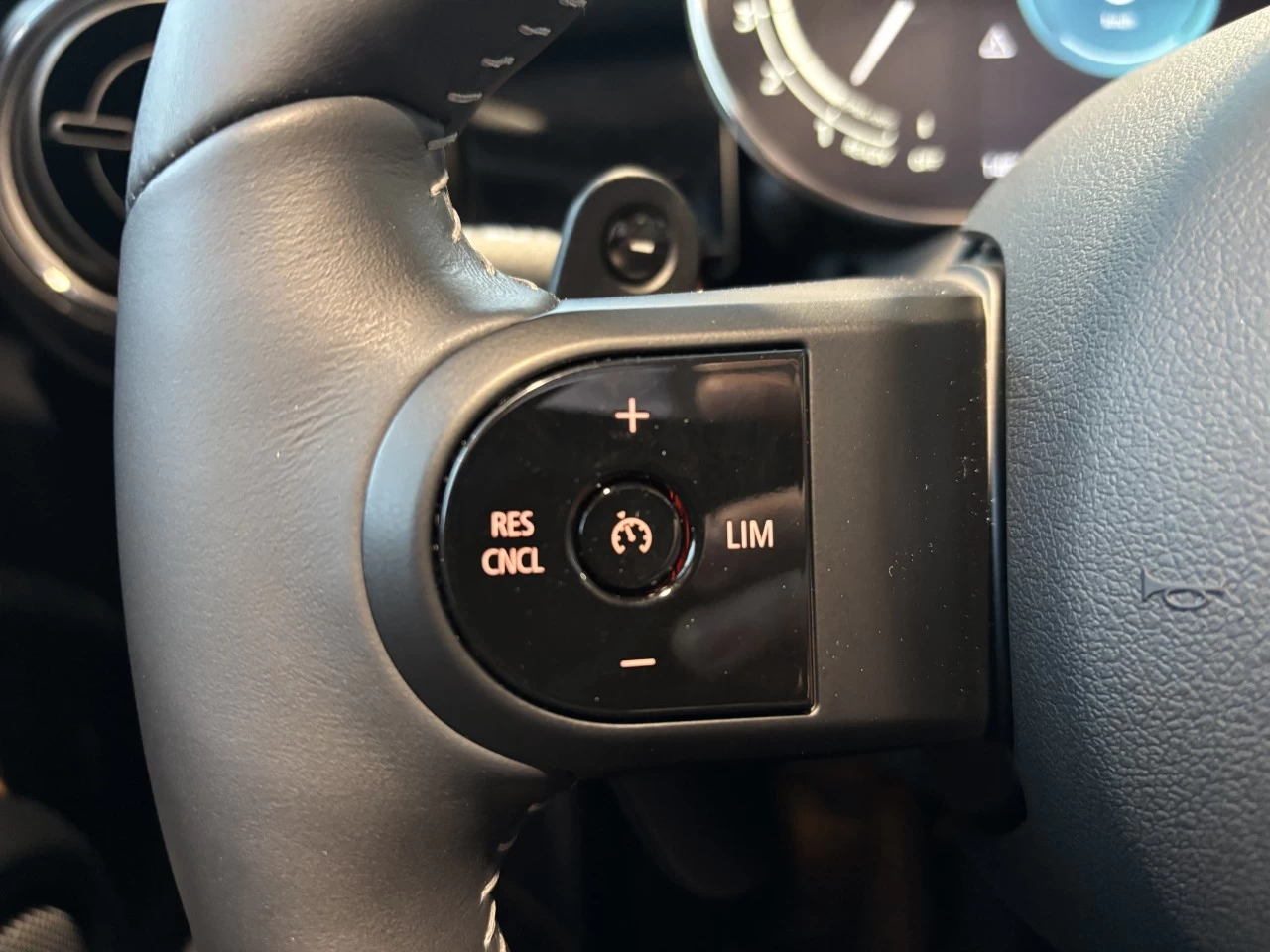 2024 Mini Cooper Cooper S Convertible Image principale