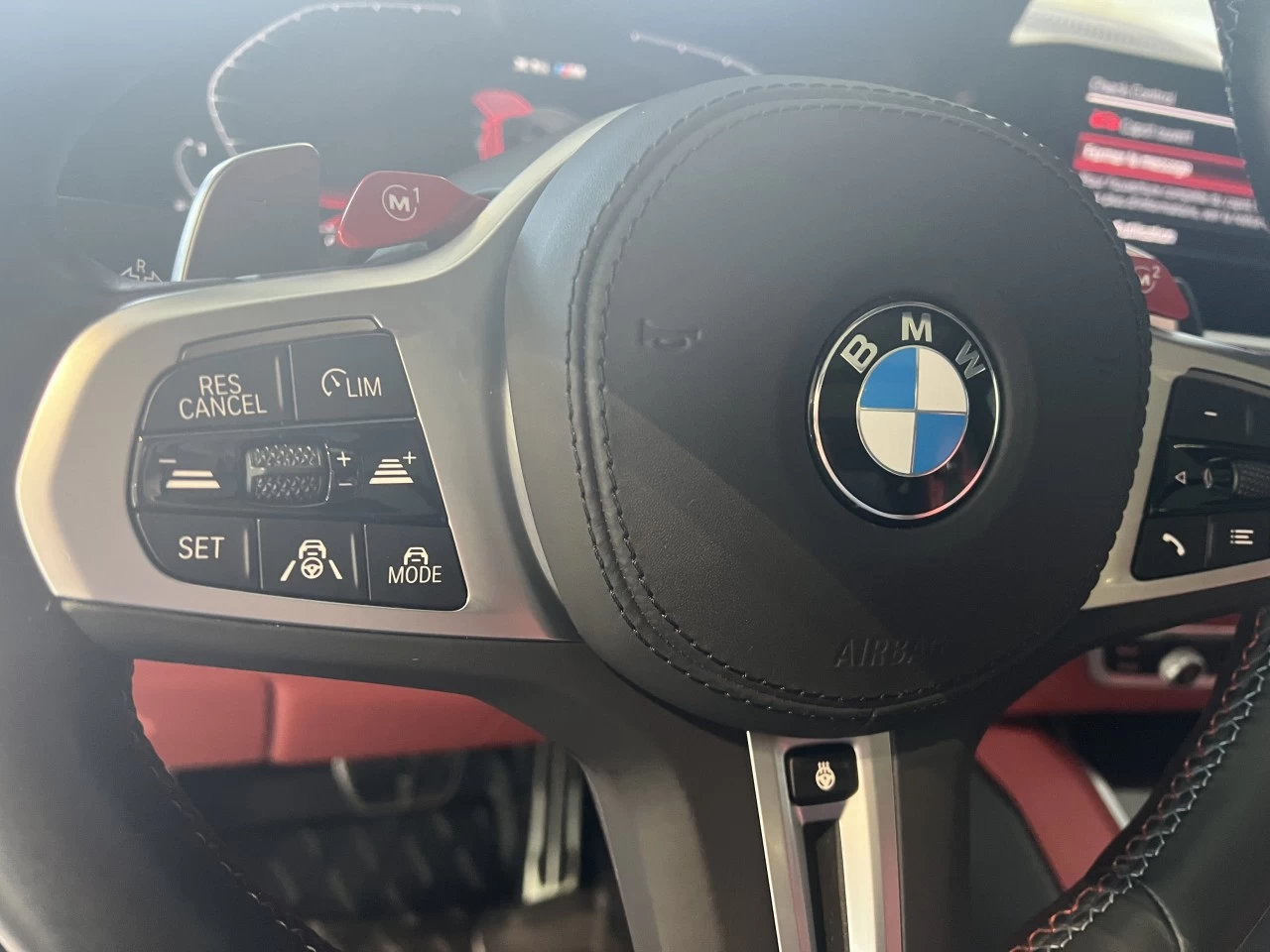 2021 BMW X6 M Competition Image principale