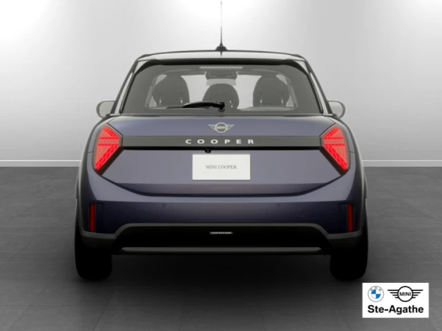 MINI 5 Door Cooper C FWD 2026