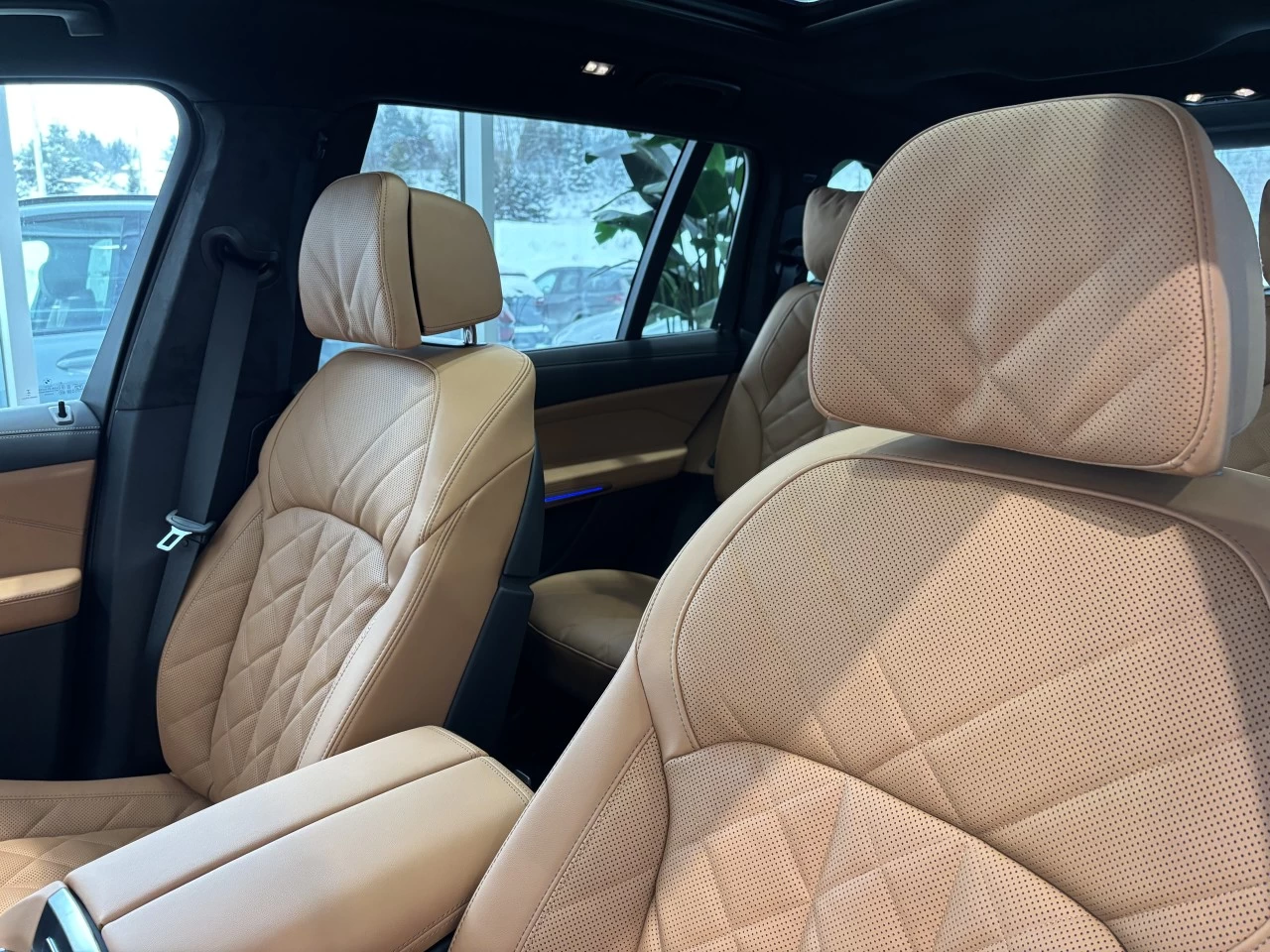 2026 BMW X7 xDrive40i Main Image