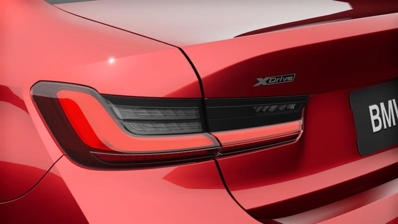 2025 BMW 330i xDrive Sedan Image principale