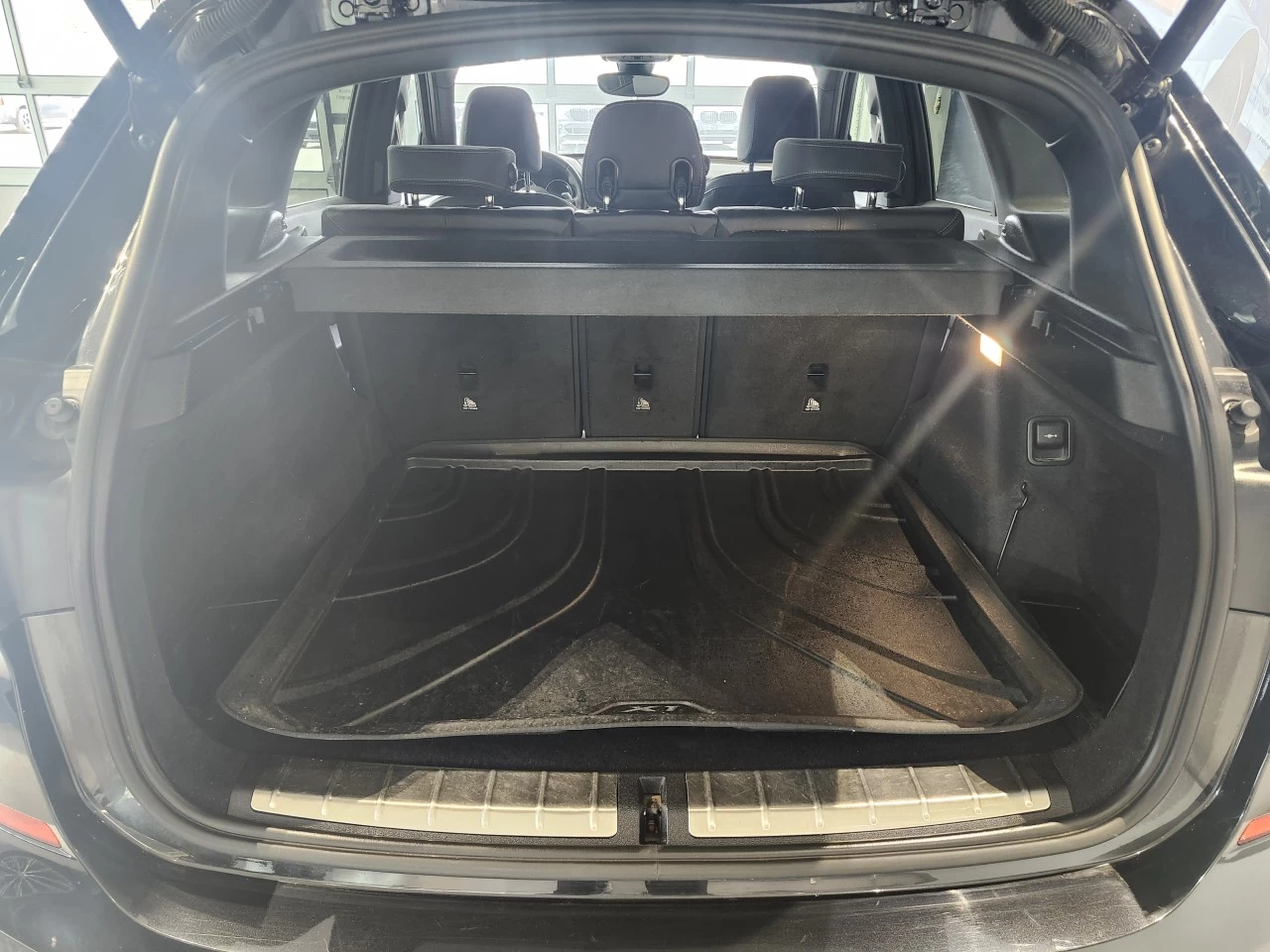 2021 BMW X1 xDrive28i Main Image
