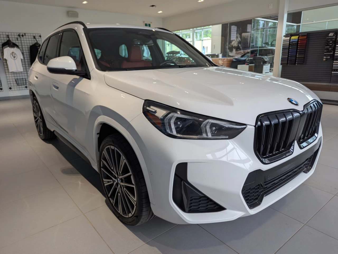 2023 BMW X1 xDrive28i Image principale
