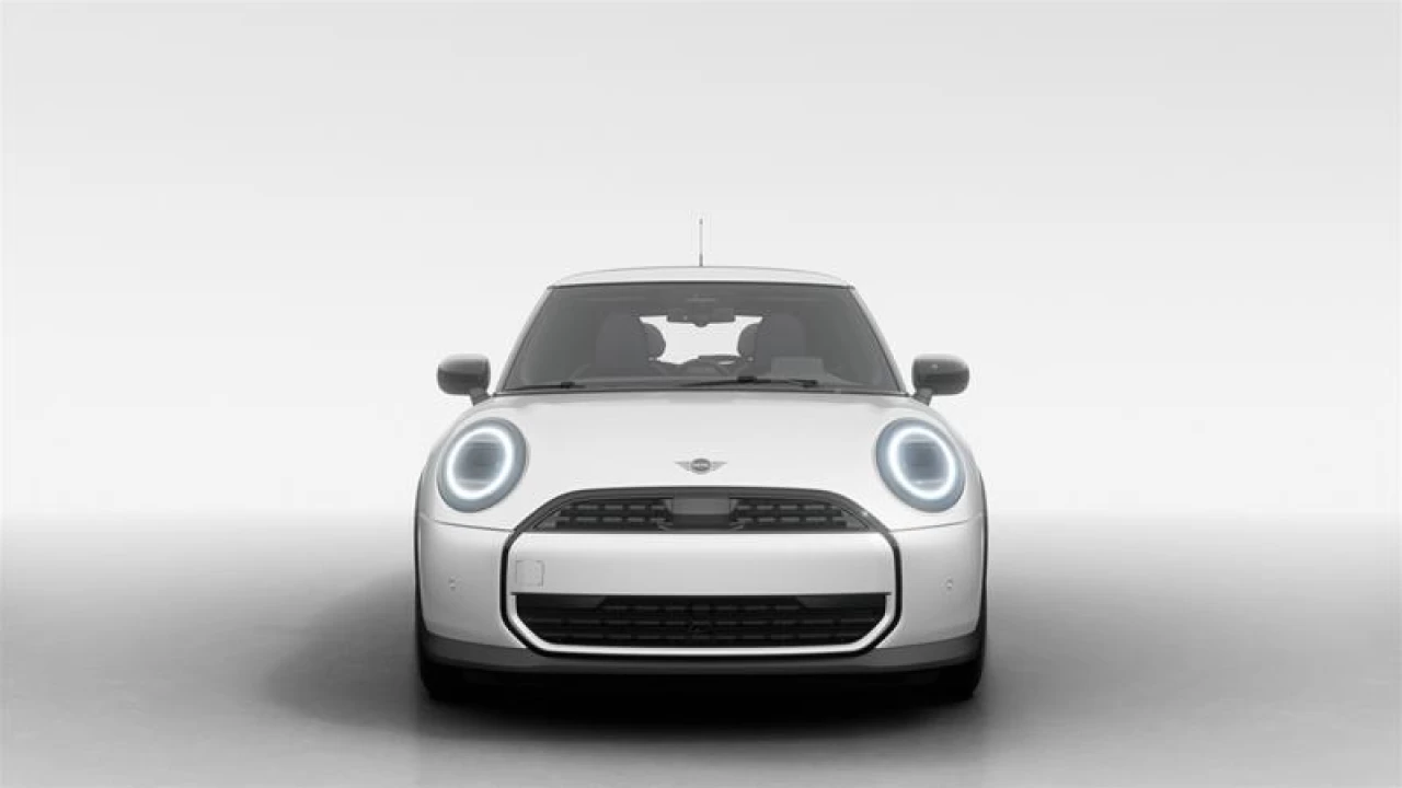 2026 MINI 3 Door Cooper C FWD Image principale