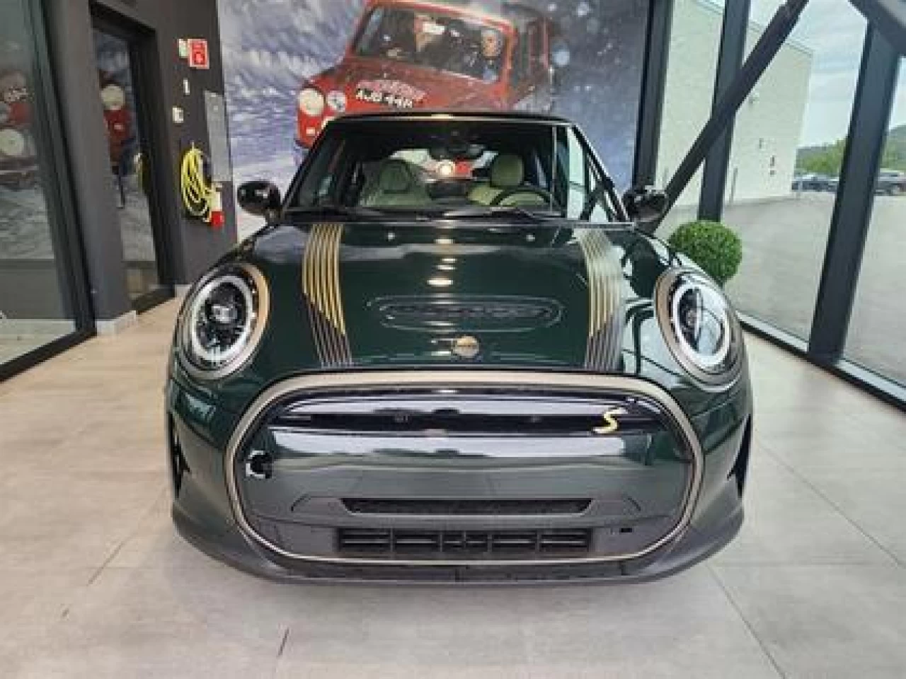 2024 MINI Cooper SE 3 Door Image principale