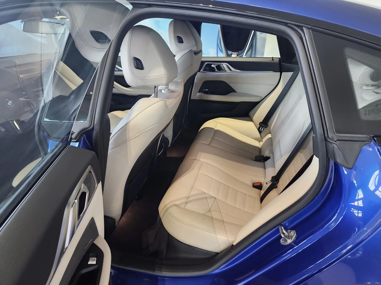 2023 BMW i4 M50 Main Image
