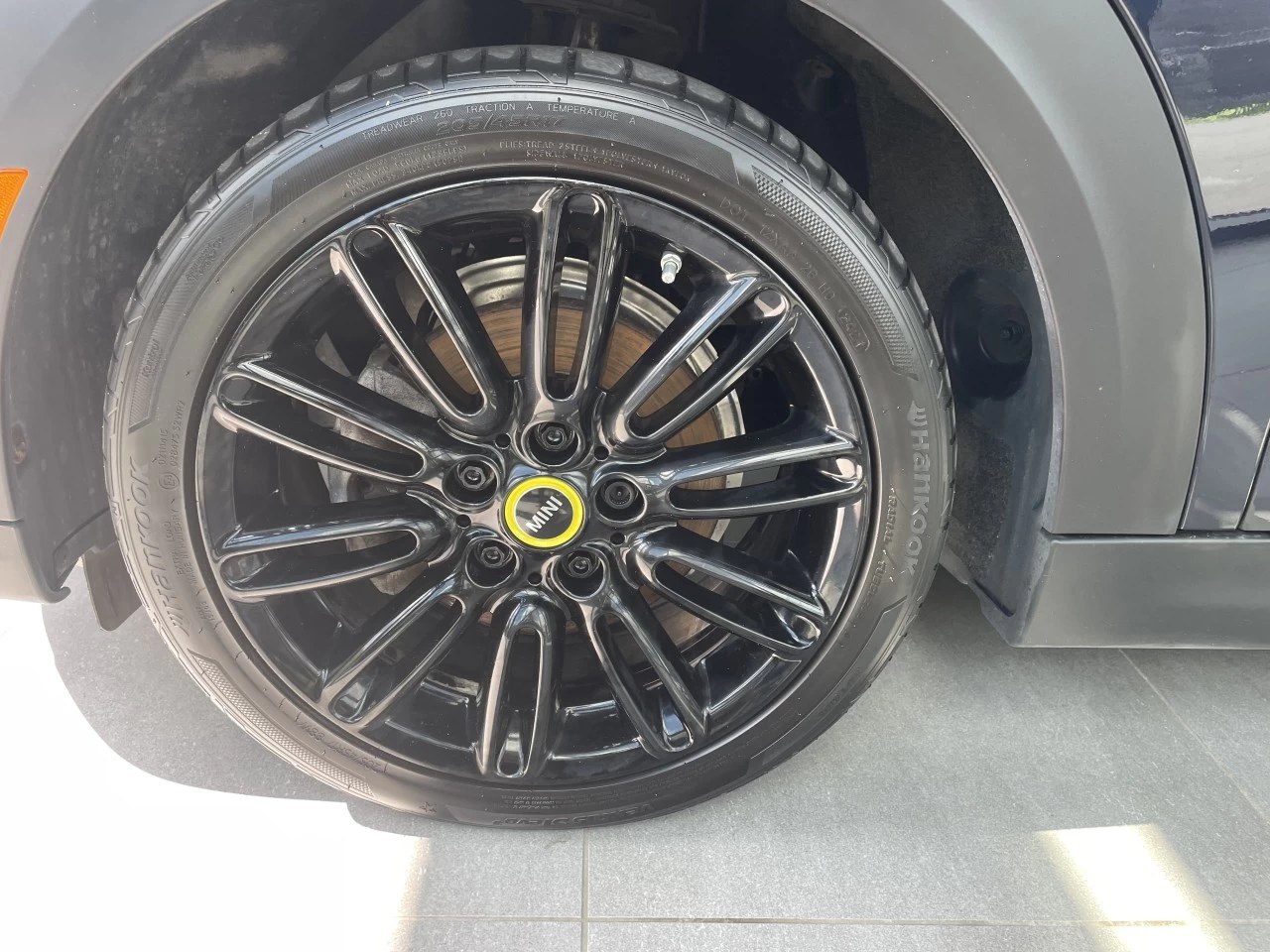 2022 Mini Cooper Cooper SE https://www.bmwsteagathe.com/resize/b990ff35b810a3abc0cc817b2ca24889-1