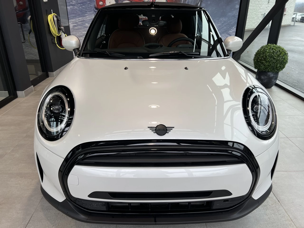 2024 MINI Cooper Convertible  Image principale