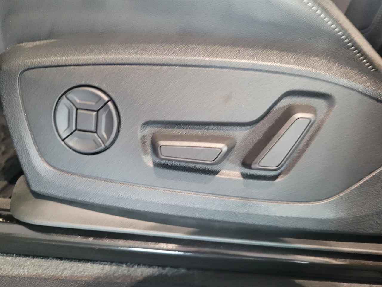 2020 Audi Q3 Progressiv Image principale