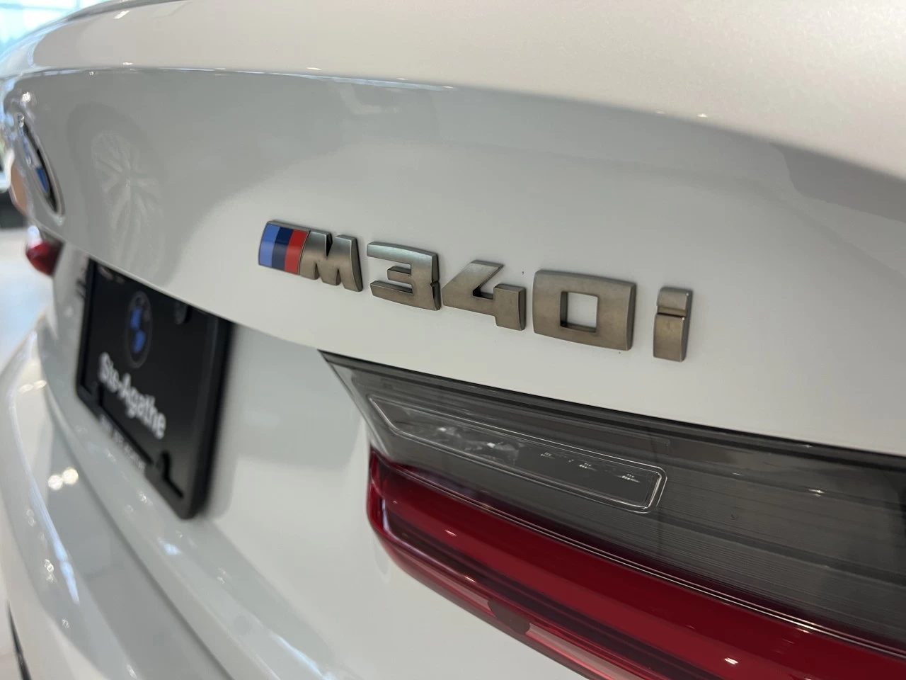 2022 BMW M340i xDrive M340i xDrive Image principale