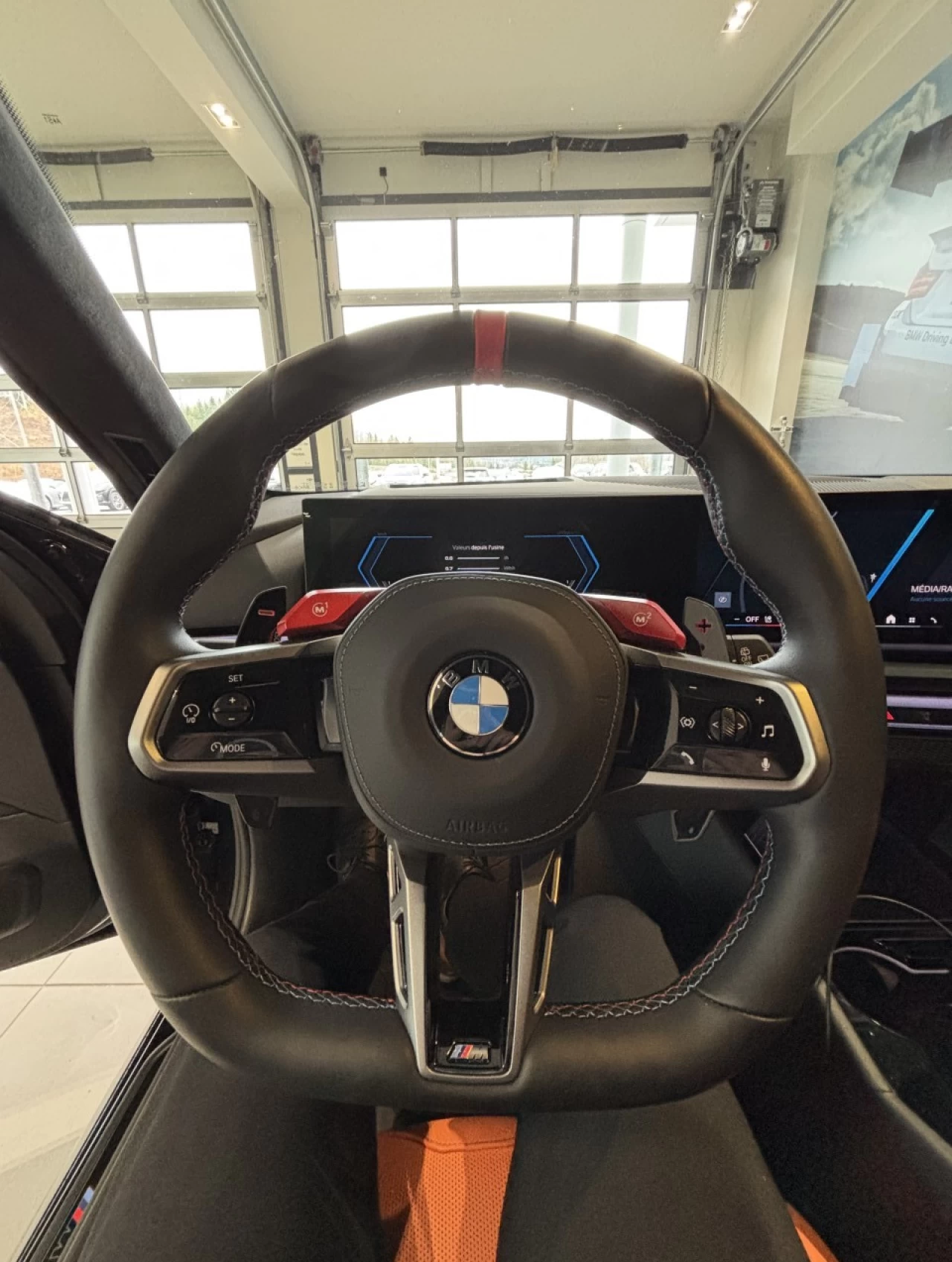 2025 BMW M5  Image principale