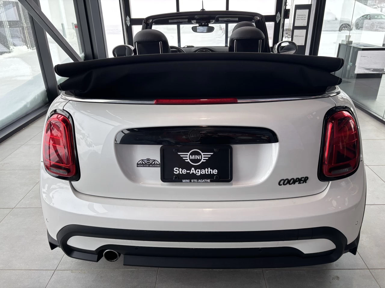 2024 Mini Cooper Cooper Main Image