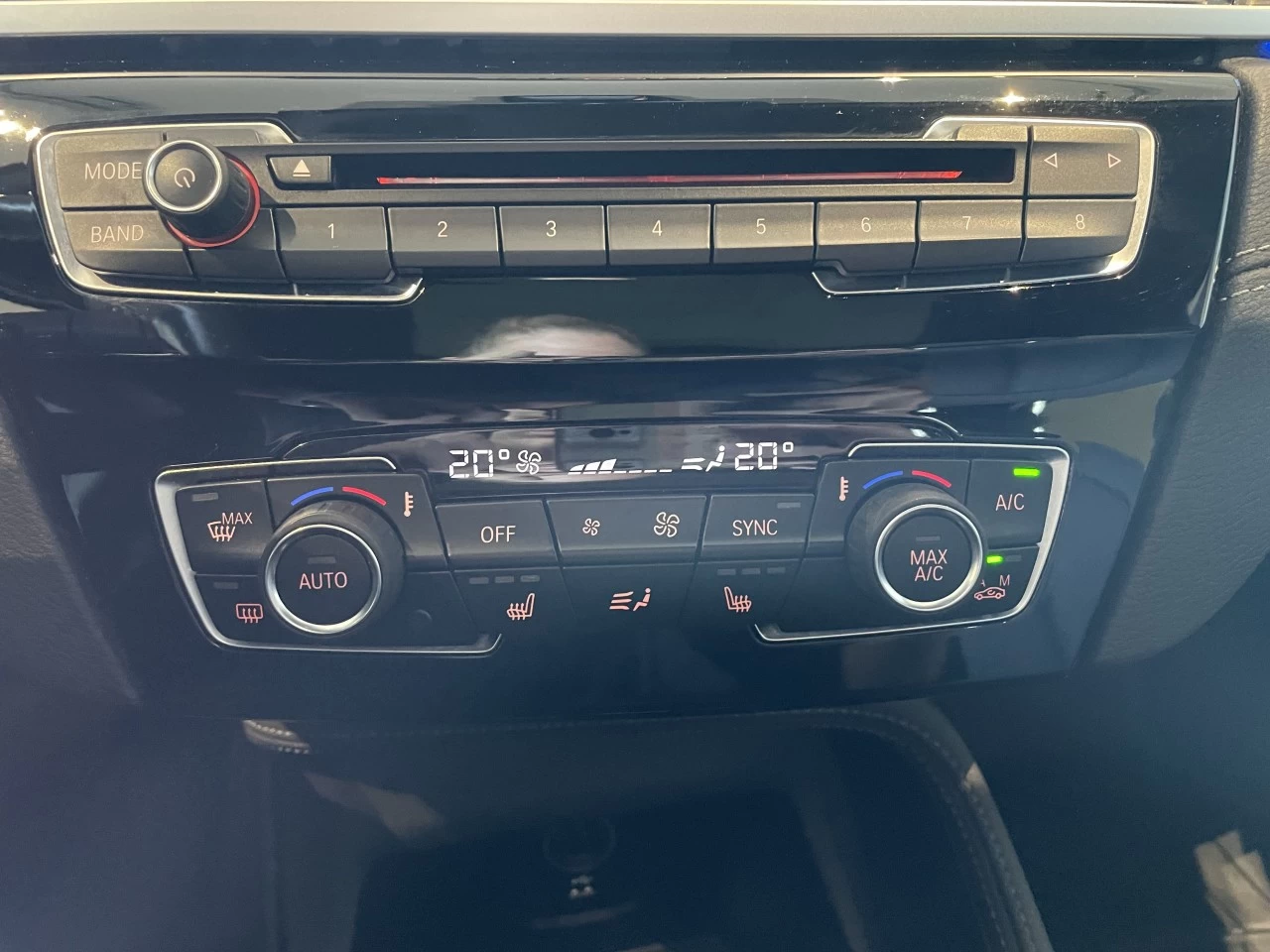2020 BMW X1 xDrive28i Image principale