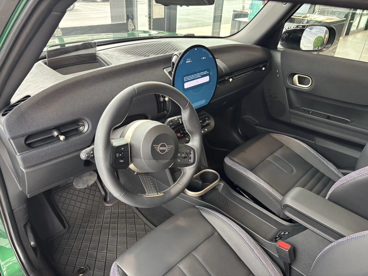 2025 Mini 5 door Cooper C Image principale