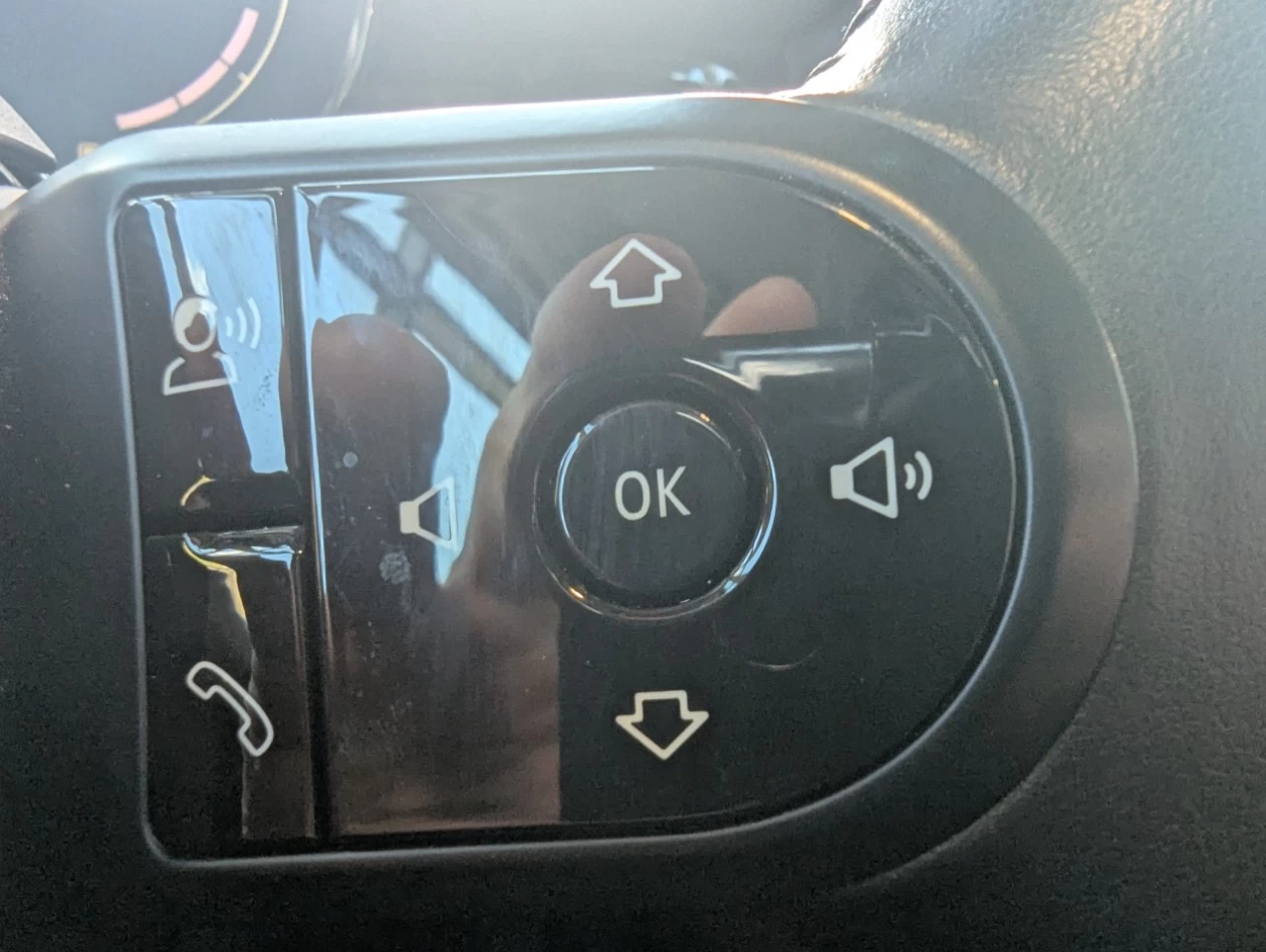 2024 Mini Cooper Cooper 5 portes https://www.bmwsteagathe.com/resize/b990ff35b810a3abc0cc817b2ca24889-1