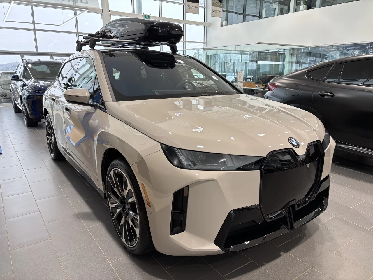 2026 BMW iX xDrive60 Main Image