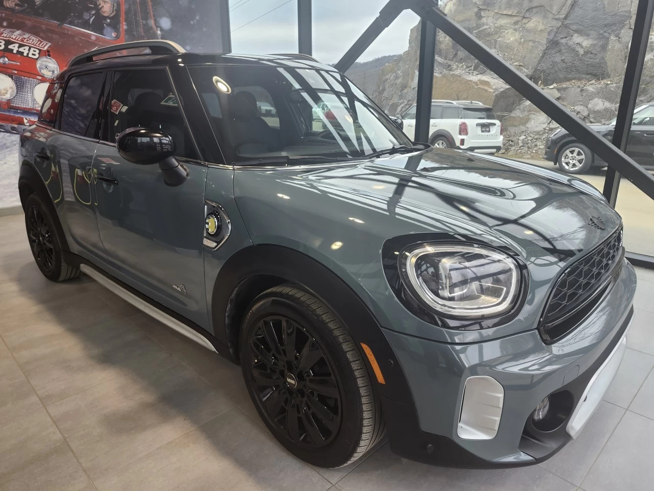 2022 Mini Cooper Countryman Cooper SE Main Image