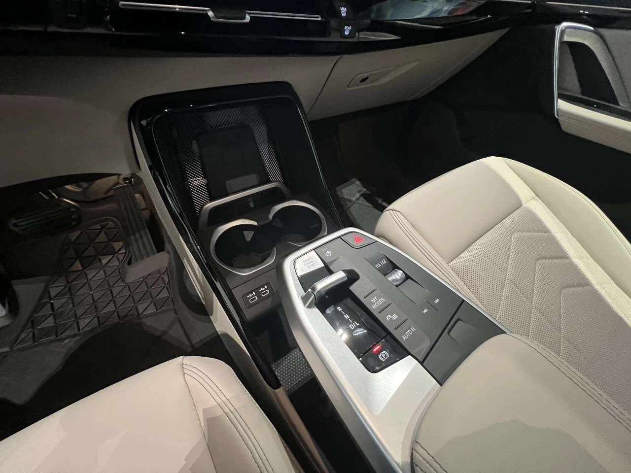 2023 BMW X1 xDrive28i Image principale
