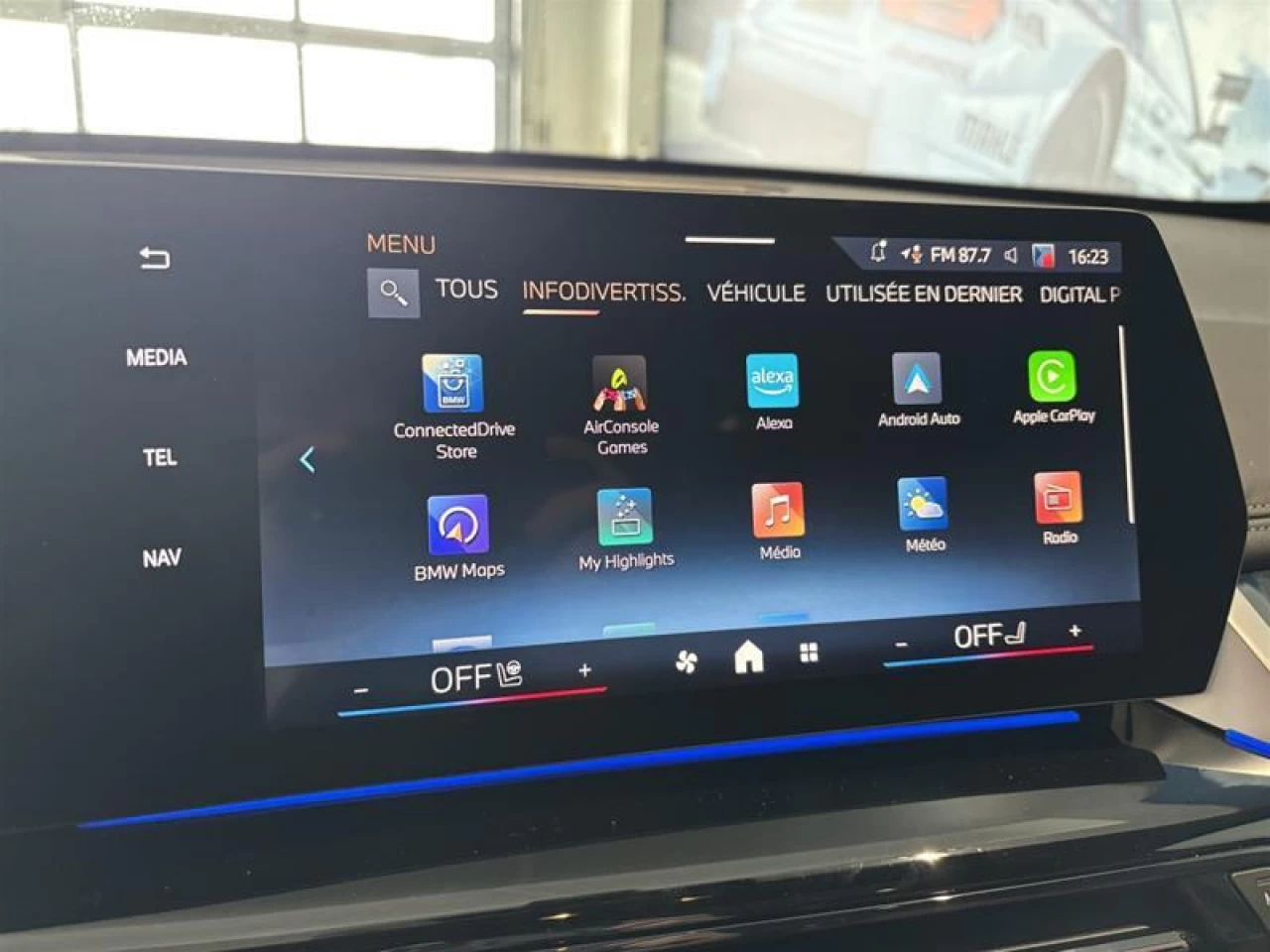 2026 BMW X1 xDrive28i Image principale