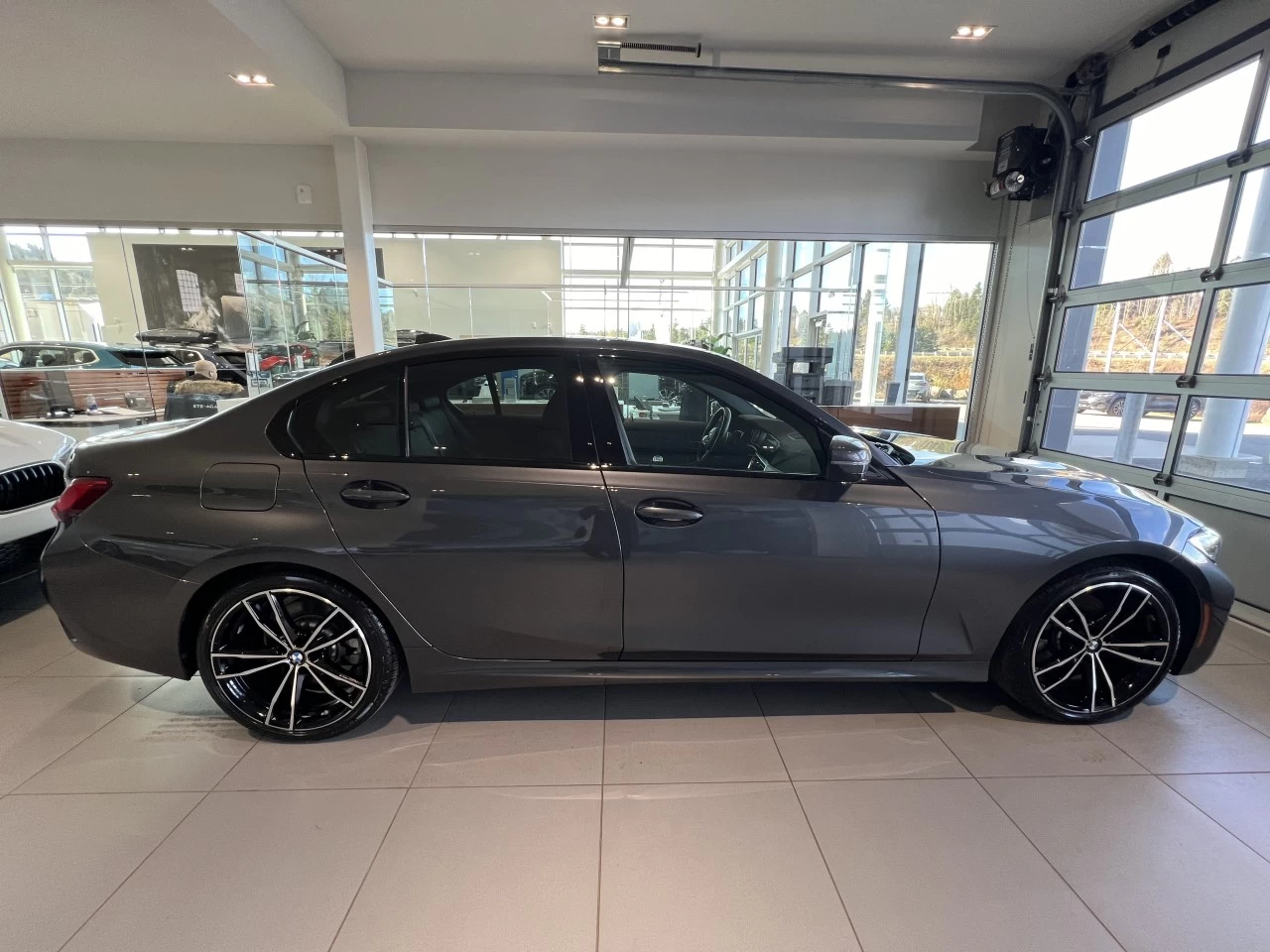 2021 BMW 330i xDrive 330i xDrive Image principale