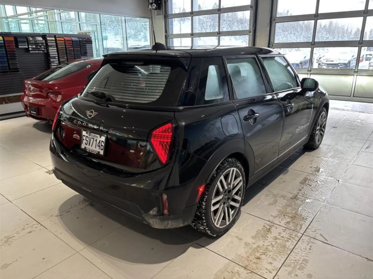 2026 MINI 5 Door Cooper S FWD Image principale