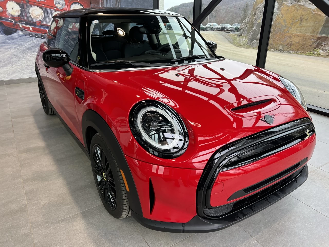 2024 MINI Cooper SE 3 Door Main Image
