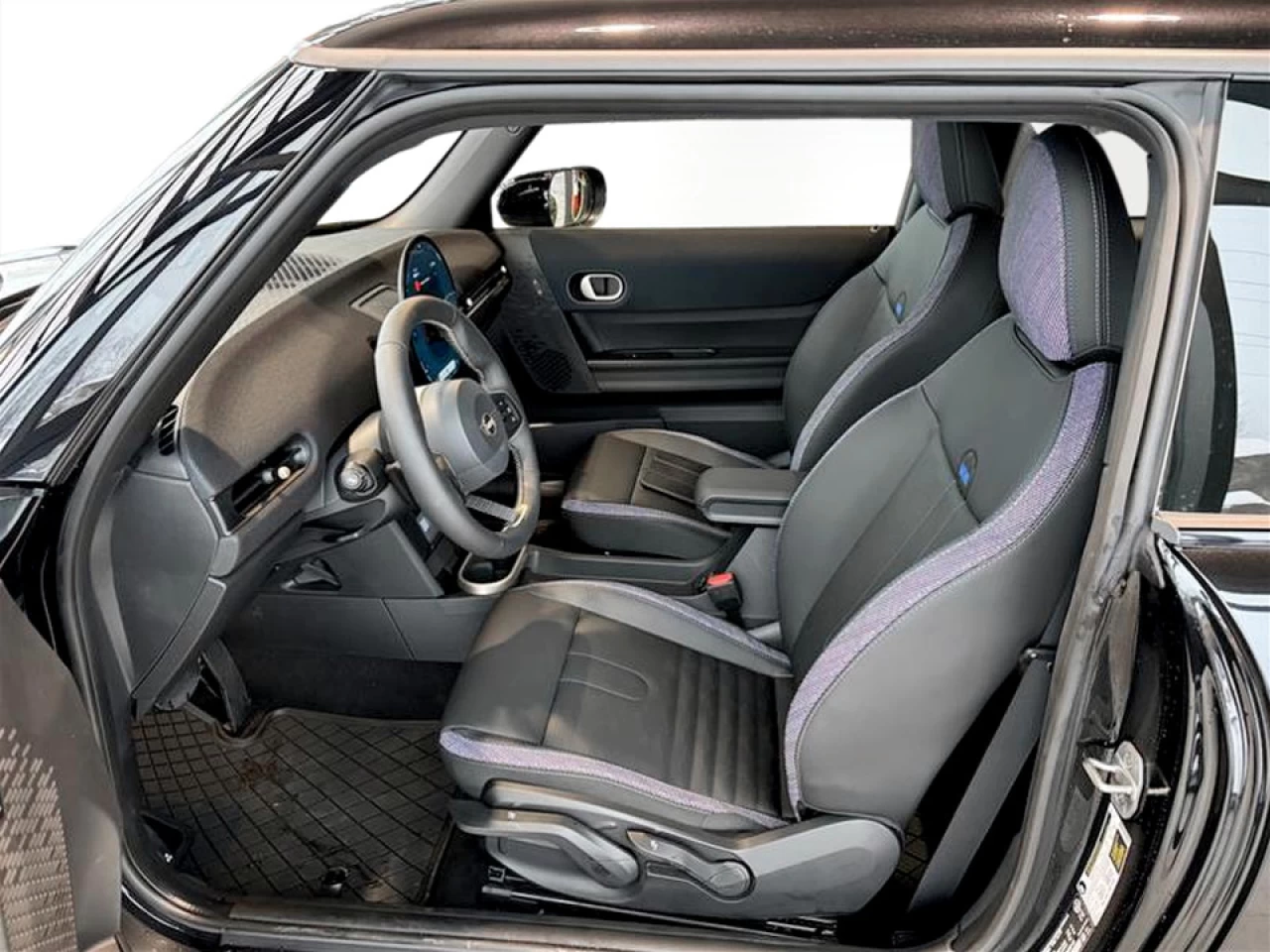 2026 MINI 3 Door Cooper C Image principale