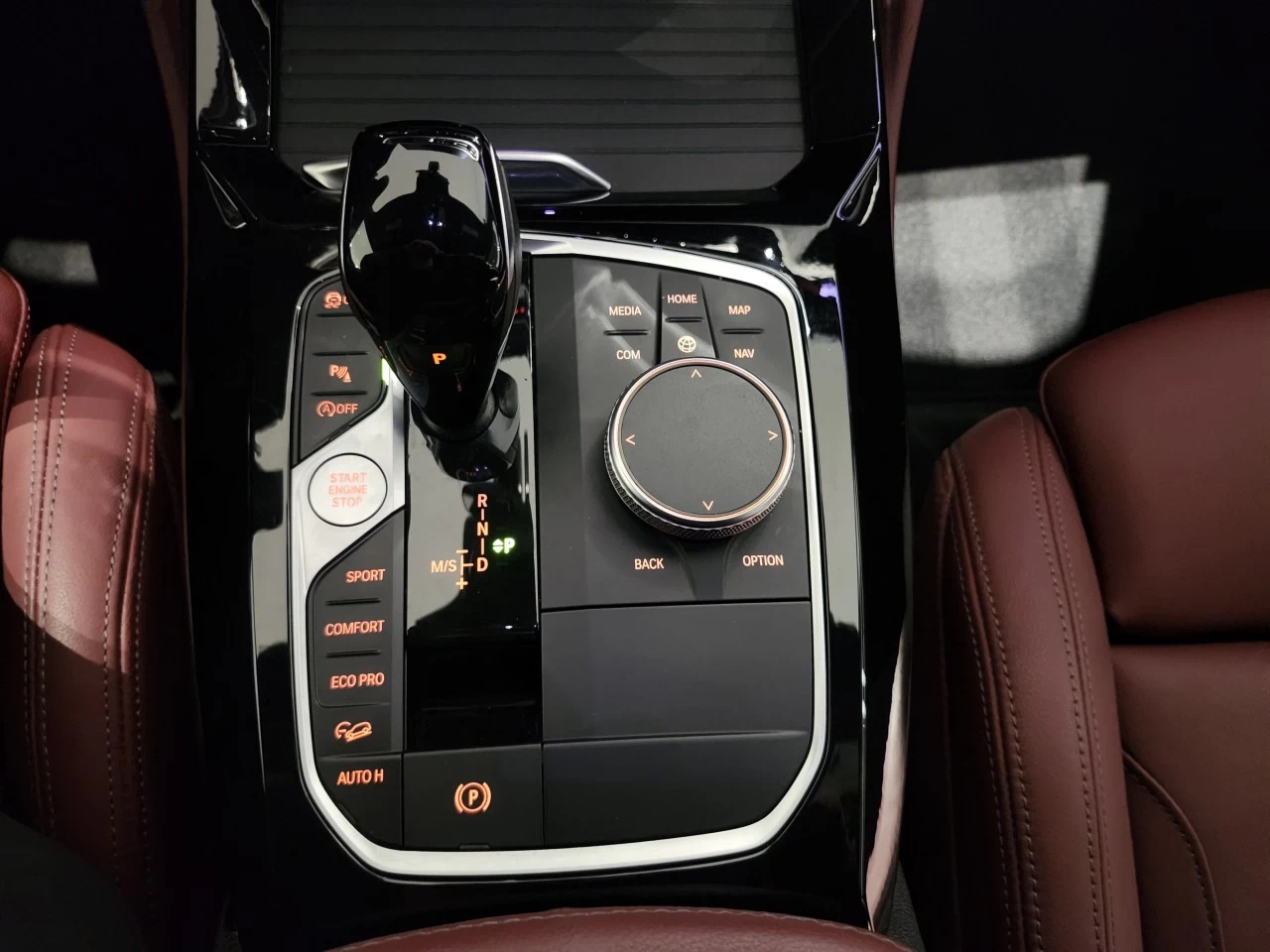 2023 BMW X4 xDrive30i Main Image