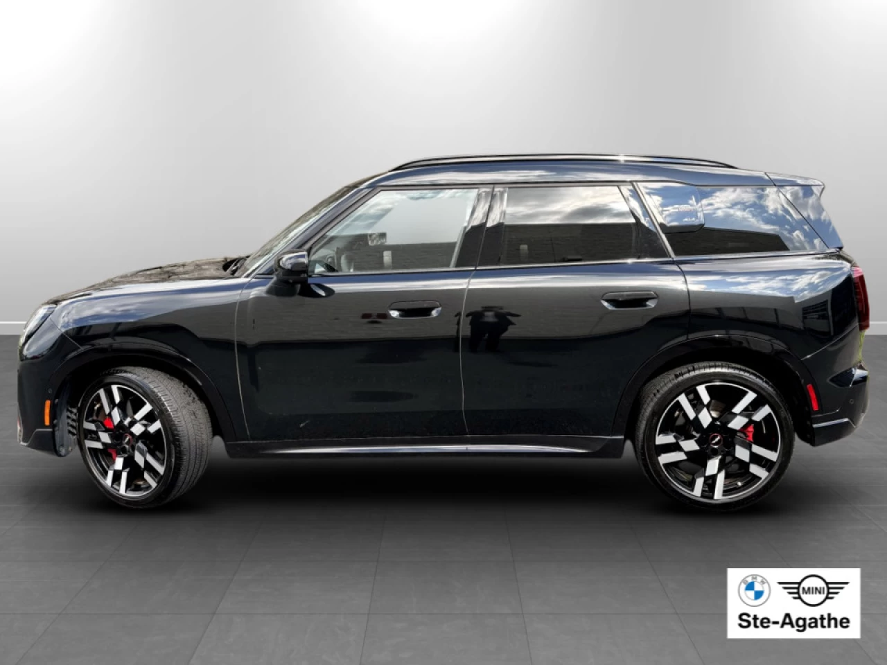 2025 Mini Cooper Countryman John Cooper Works Main Image