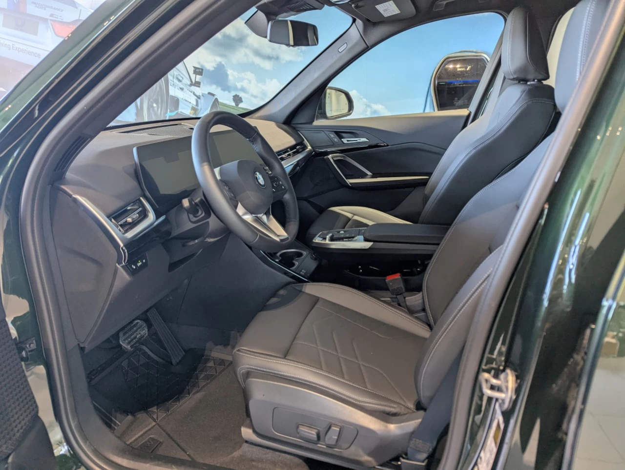 2025 BMW X1 xDrive28i Image principale
