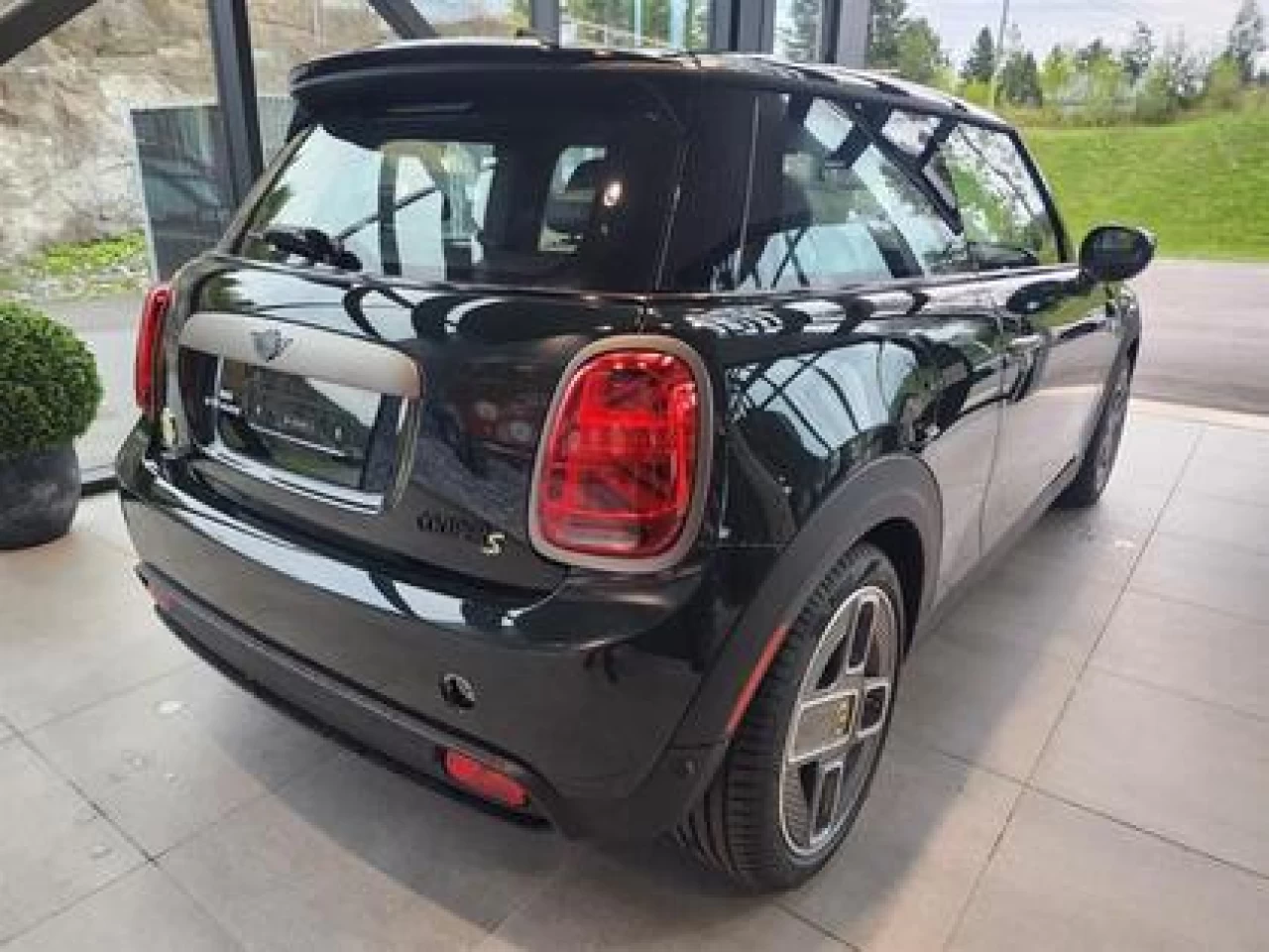2024 MINI Cooper SE 3 Door Image principale