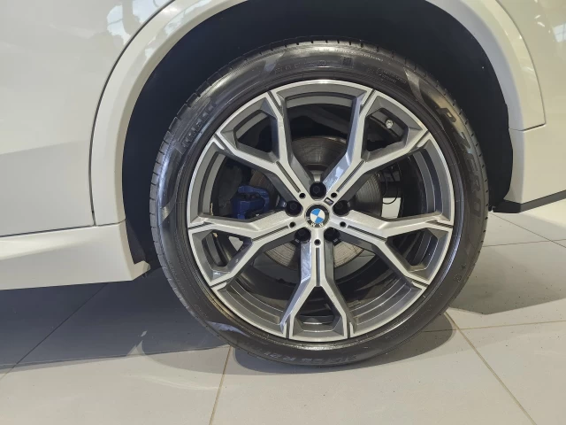 BMW X5 xDrive40i 2022