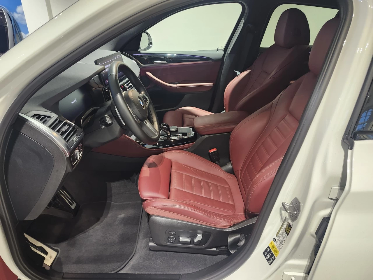 2023 BMW X4 xDrive30i Main Image